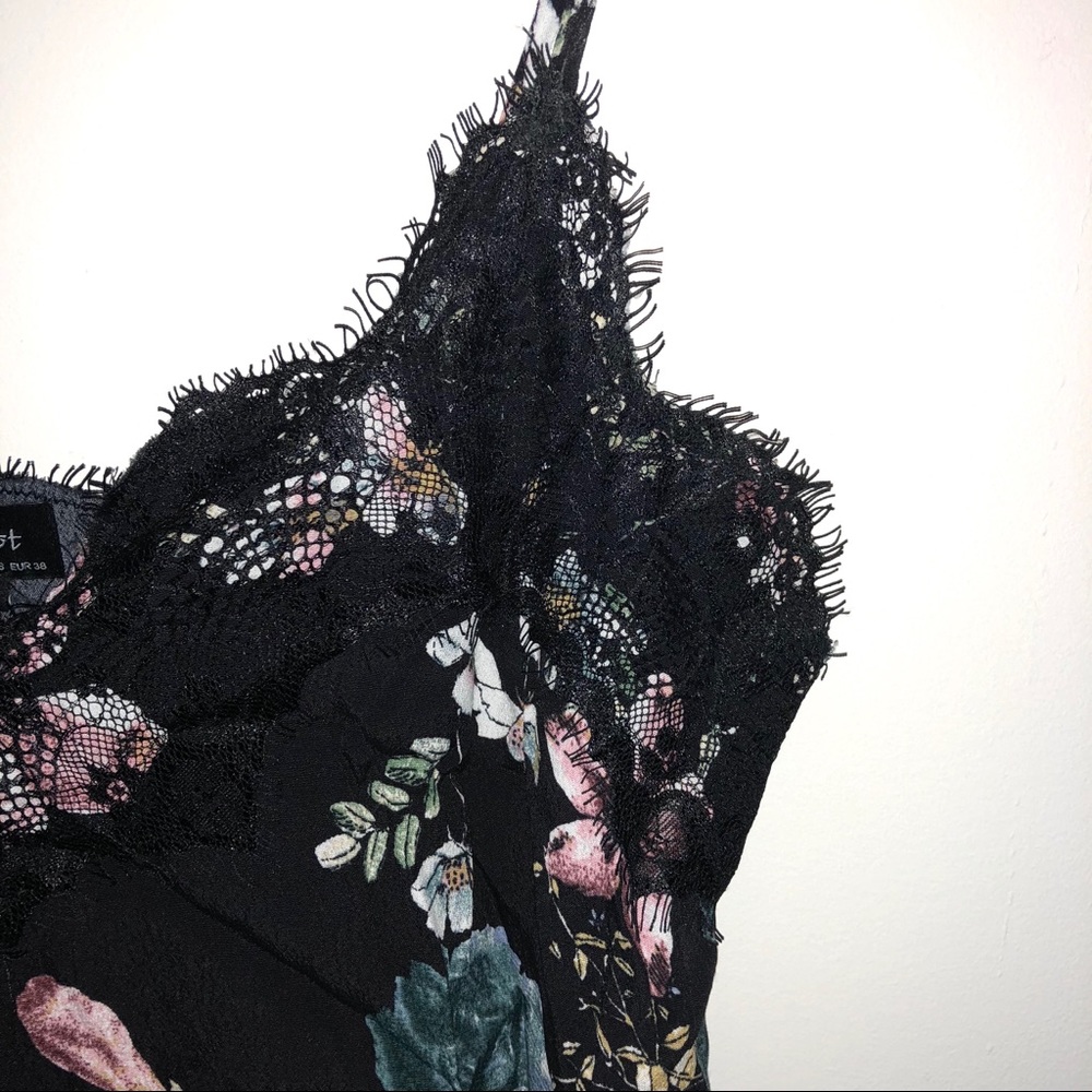 BRAND NEW. Black silk floral print dress. - Picture 5 of 5